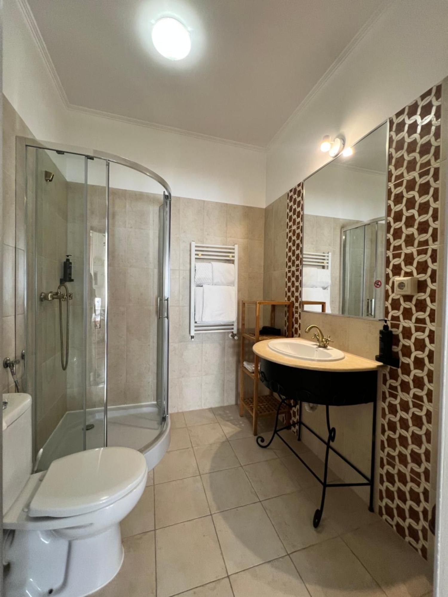 Park Villa - Boutique Hotel 티미쇼아라 외부 사진