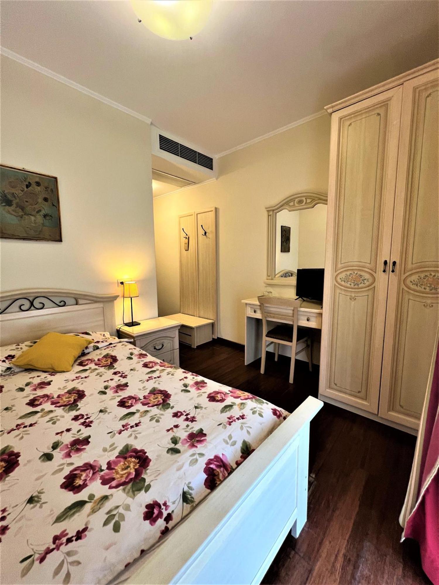 Park Villa - Boutique Hotel 티미쇼아라 외부 사진